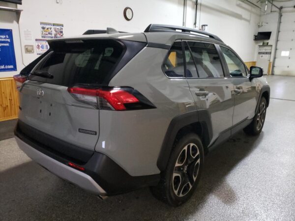 TOYOTA RAV4 GRAY - 2T3J1RFV4MW196969
