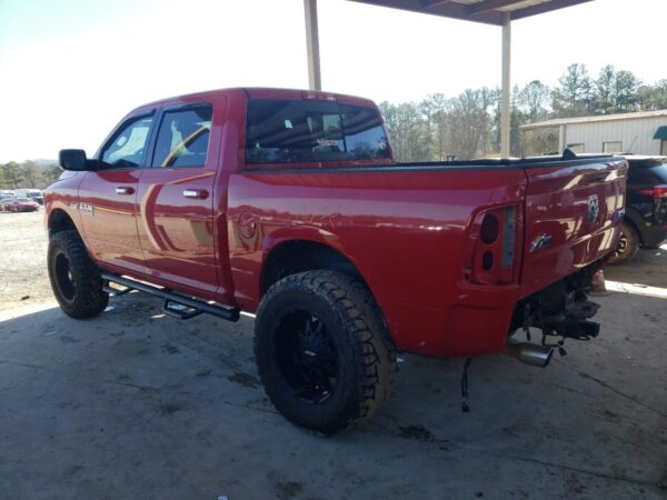 RAM 1500 RED - 3C6RR7LT7GG163902