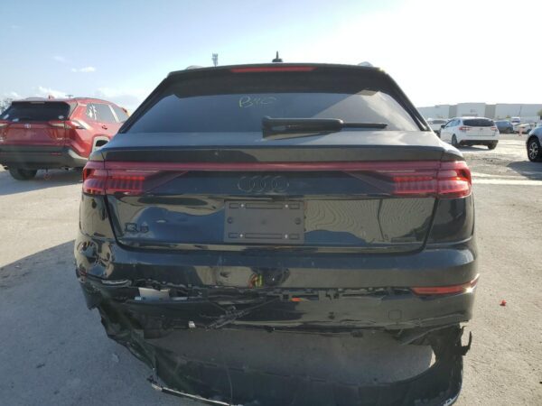 AUDI Q8 BLACK - WA1AVBF1XPD020187