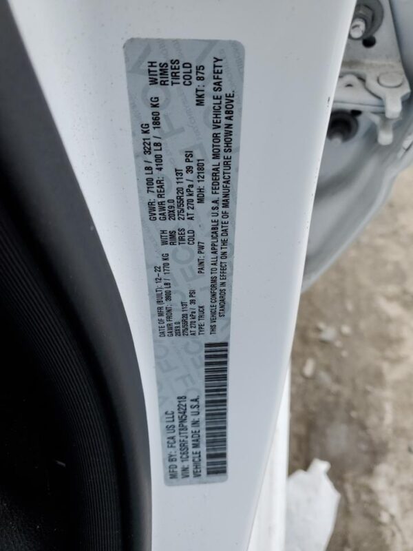 RAM 1500 WHITE - 1C6SRFJT8PN542218