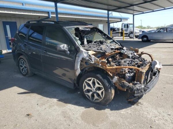 Subaru FORESTER 2021 - JF2SKAJC0MH536912