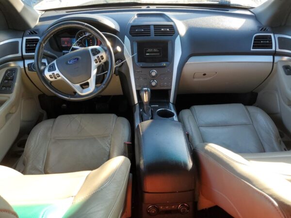 FORD EXPLORER GRAY - 1FMHK8D81BGA20758