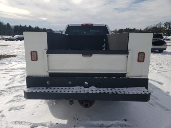 GMC SIERRA WHITE - 2GT22NEG7K1157621