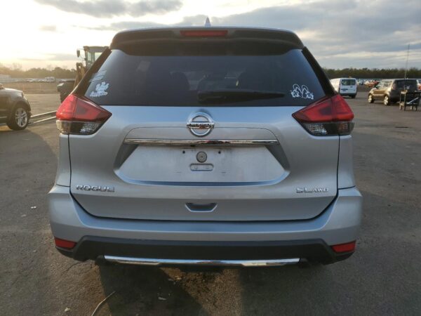 NISSAN ROGUE SILVER - JN8AT2MVXHW284618