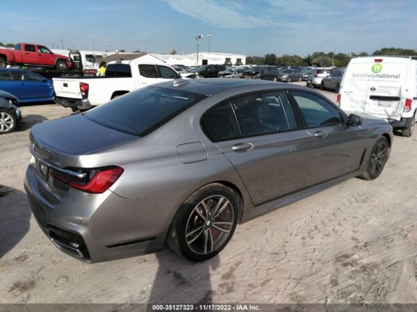 Bmw 740I Xdrive 2022 Silver 3.0L — WBA7T4C0XNCG88488