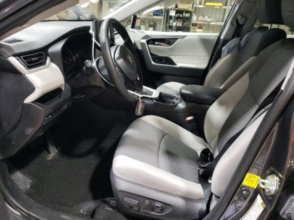 Toyota RAV4 2021 - 2T3P1RFV5MC223186