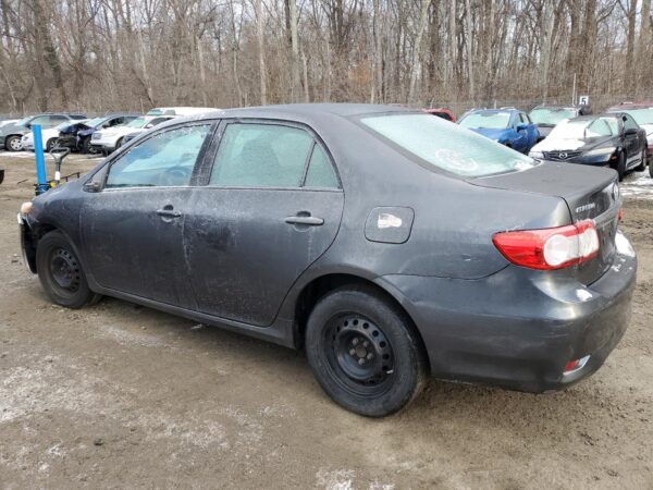 TOYOTA COROLLA BLACK - 2T1BU4EE6BC676034