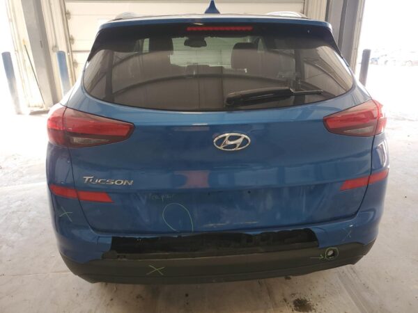 HYUNDAI TUCSON BLUE - KM8J33A44KU026557