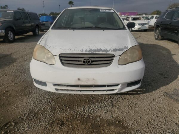TOYOTA COROLLA WHITE - 1NXBR32E24Z295752