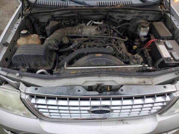 FORD EXPLORER SILVER - 1FMDU65W14UB53244