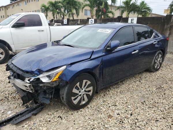 NISSAN ALTIMA BLUE - 1N4BL4BV8KC169738