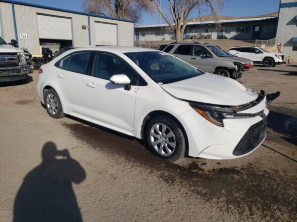 TOYOTA COROLLA WHITE - 5YFEPMAE0NP370798