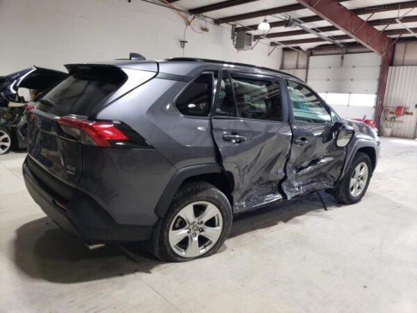 Toyota RAV4 2021 - 2T3P1RFV5MC223186