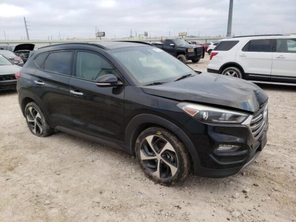 Hyundai Tucson 2016 - KM8J33A20GU222159