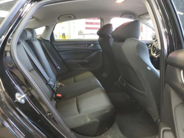 Honda Accord 2018 - 1HGCV1F19JA043320