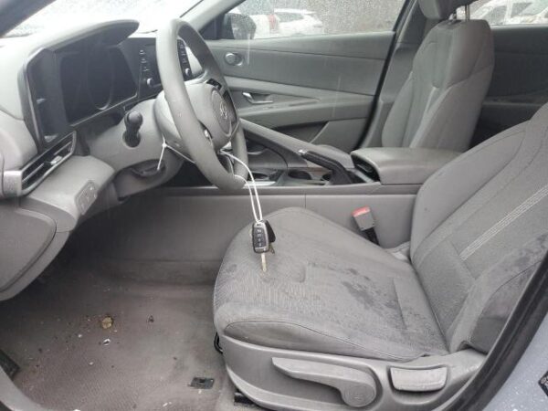 Hyundai Elantra 2022 - KMHLL4AG9NU255491