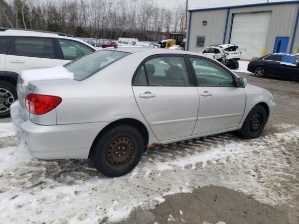 TOYOTA COROLLA SILVER - 2T1BR32E45C421774