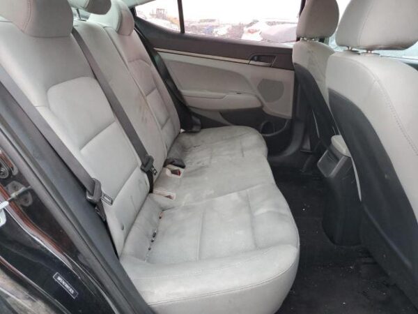 Hyundai Elantra 2017 - 5NPD74LFXHH113635