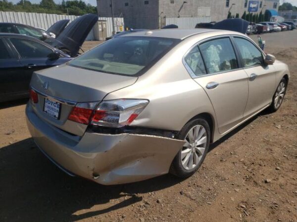 HONDA ACCORD GOLD - 1HGCR2F88DA153819