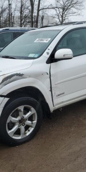 TOYOTA RAV4 WHITE - 2T3ZK31V69W002003