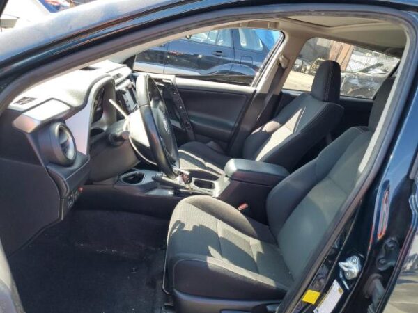 Toyota RAV4 2018 - JTMWFREV0JJ171148