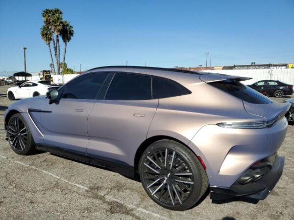 Aston martin DBX 2023 - SD7VUJBW1PTV08231