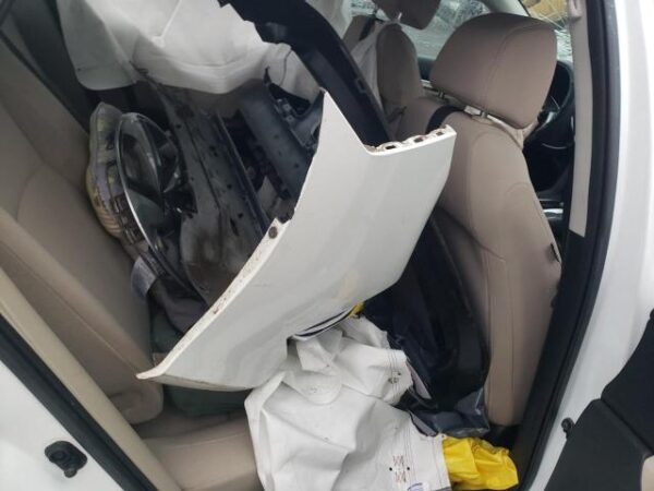 Honda Civic 2019 - 2HGFC2F64KH544235