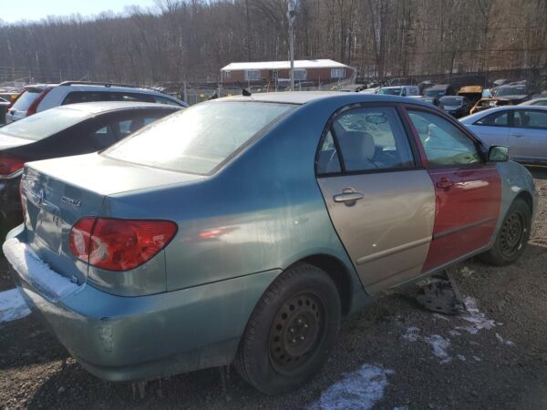 TOYOTA COROLLA GREEN - 2T1BR32E17C769390