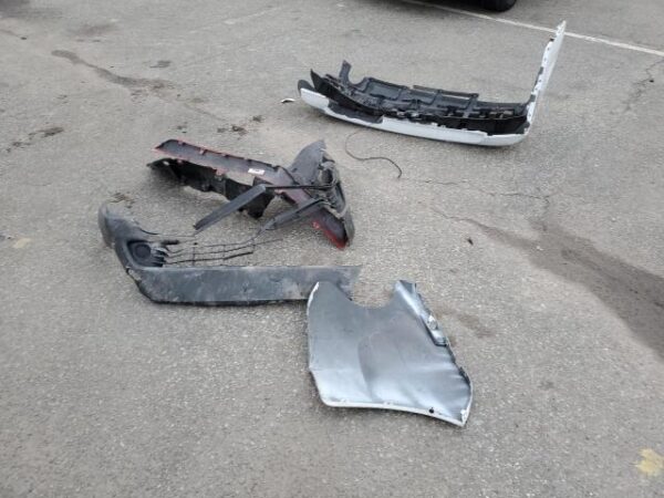 Toyota Corolla Cross 2022 - 7MUBAABG7NV035098