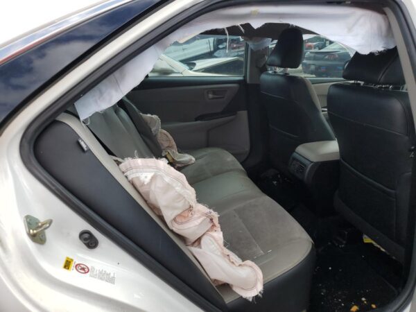 2015 Toyota Camry WHITE - AVV50-1050586