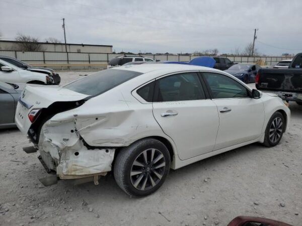 Nissan ALTIMA 2017 - 1N4AL3AP4HC283494