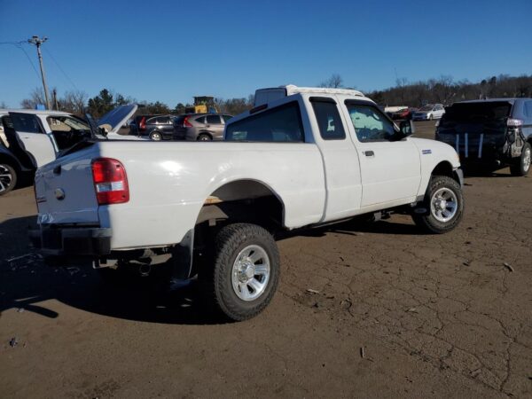 FORD RANGER WHITE - 1FTLR1FE2APA31206