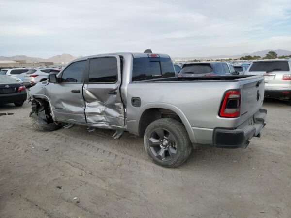 RAM 1500 SILVER - 1C6SRFFT7MN596923