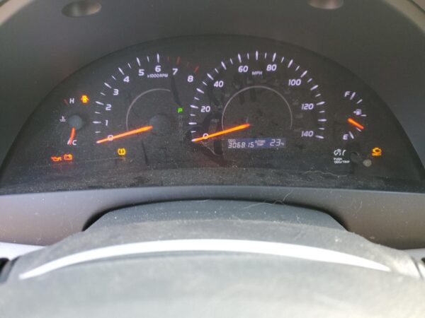 TOYOTA CAMRY SILVER - 4T1BF3EK4BU179878