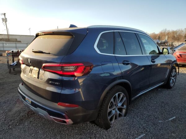 BMW X5 BLUE - 5UXCR6C06N9L52521