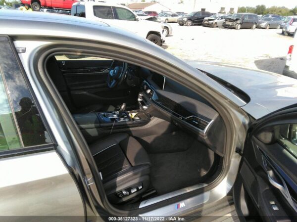 Bmw 740I Xdrive 2022 Silver 3.0L — WBA7T4C0XNCG88488