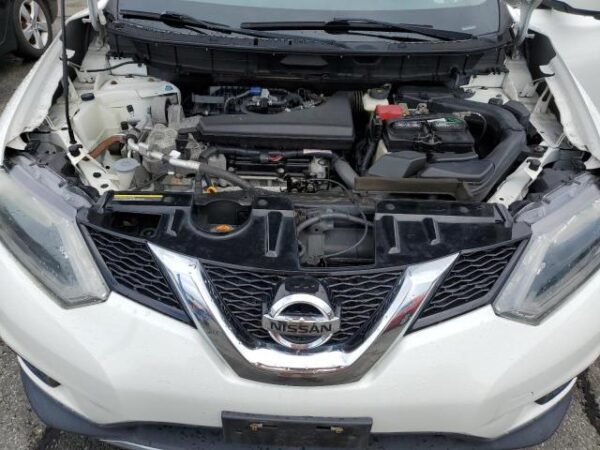 NISSAN ROGUE WHITE - 5N1AT2MV5FC842042