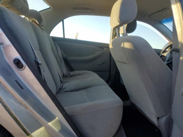 TOYOTA COROLLA SILVER - JTDBR32E760076266