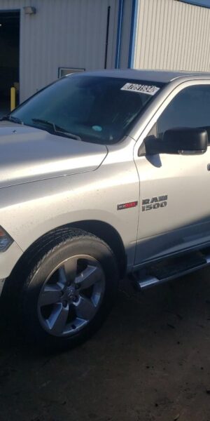 RAM 1500 SILVER - 1C6RR7LM7JS354714