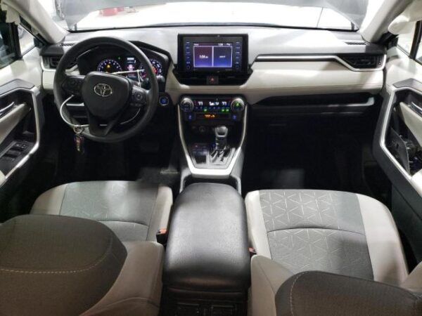 Toyota RAV4 2021 - 2T3P1RFV5MC223186