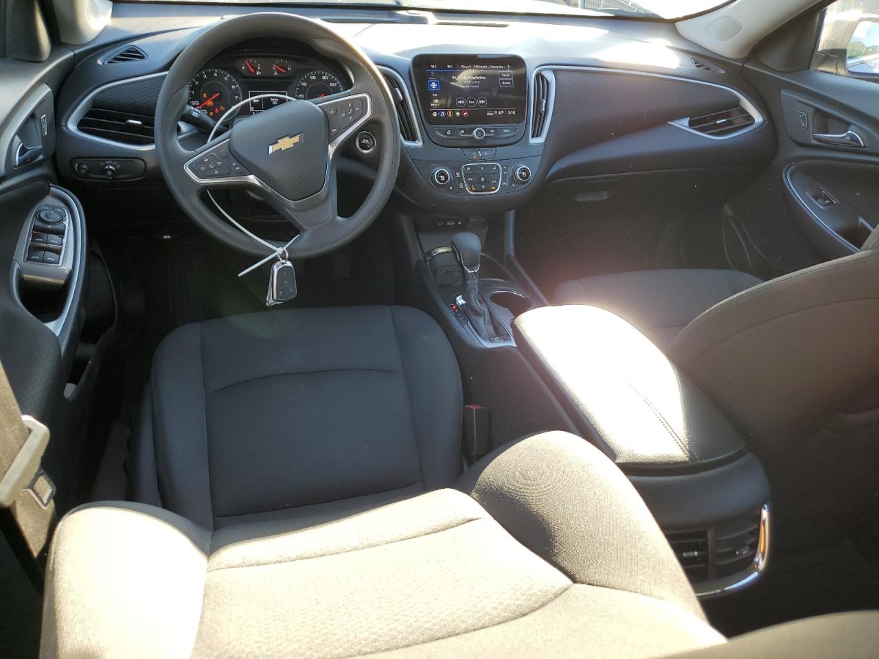 2023 Chevrolet Malibu - Image 8