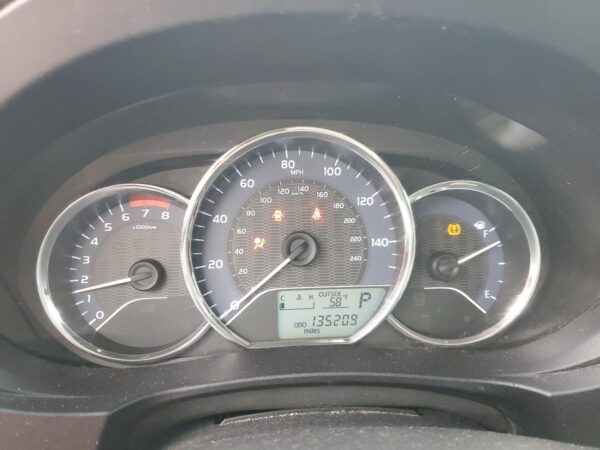 TOYOTA COROLLA RED - 5YFBURHE2EP130232