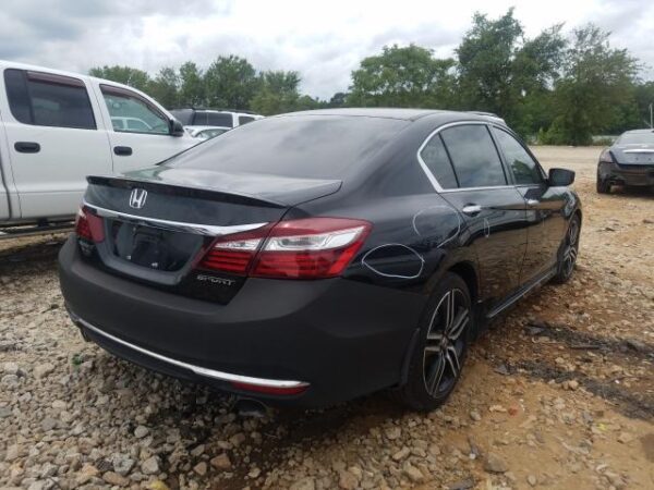 HONDA ACCORD - 1HGCR2F53GA216979