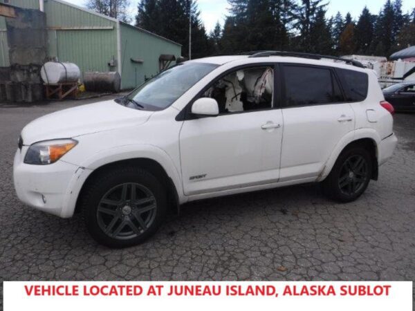 TOYOTA RAV4 WHITE - JTMBD32V765044631