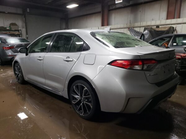 TOYOTA COROLLA SILVER - JTDS4RCE5LJ051419