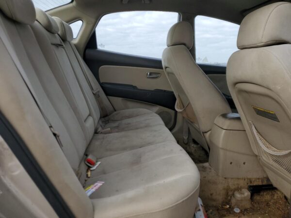 HYUNDAI ELANTRA GOLD - KMHDU46D18U300329