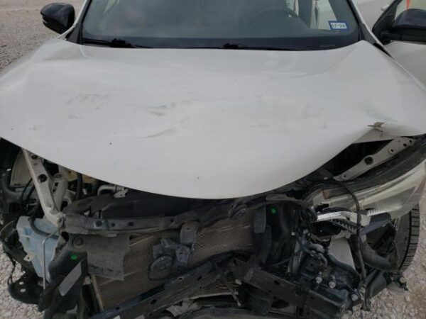 Toyota RAV4 2018 - JTMNFREV0JJ724621