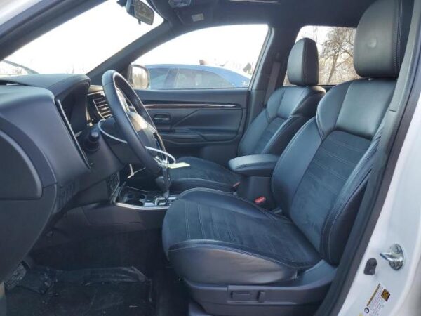 Mitsubishi OUTLANDER 2019 - JA4AZ3A32KZ025222