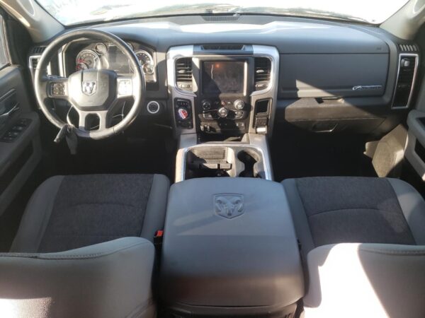 RAM 1500 SILVER - 1C6RR7LM7JS354714