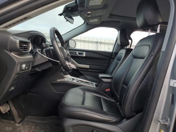 FORD EXPLORER SILVER - 1FMSK8DH1LGC95277